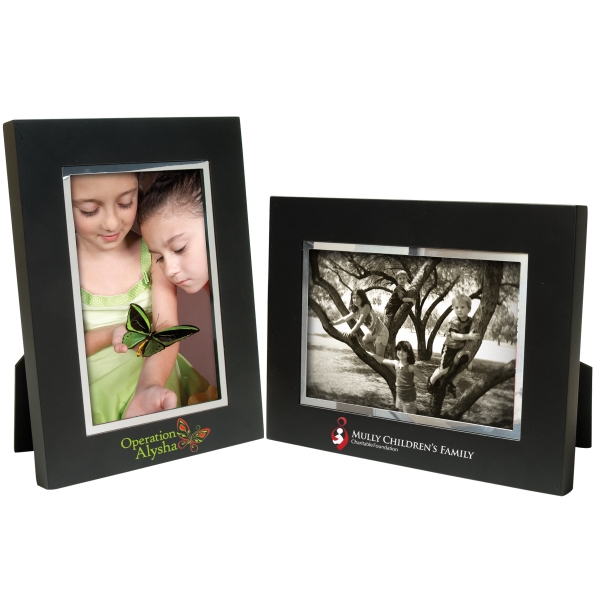 black picture frame for Christmas or holiday parties 